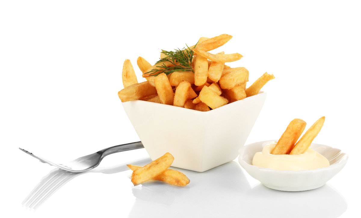French fries in bowl with dip